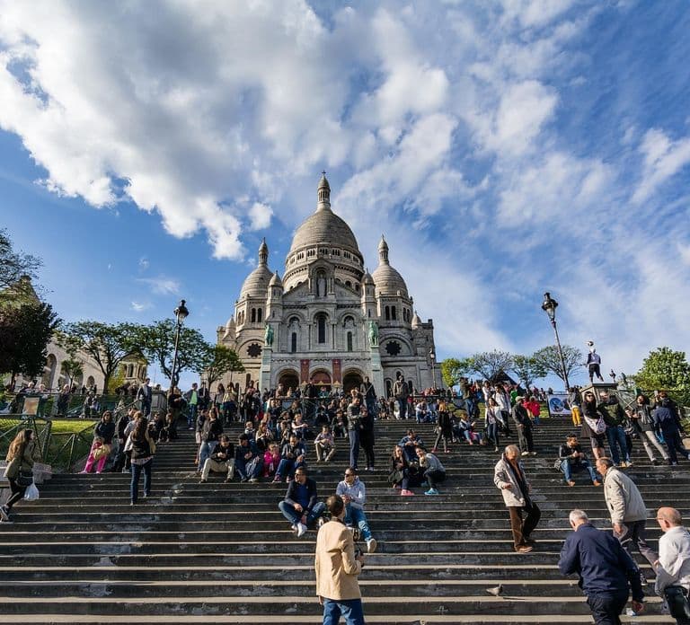 Paris: Montmartre Highlights Walking Tour with a Local Guide