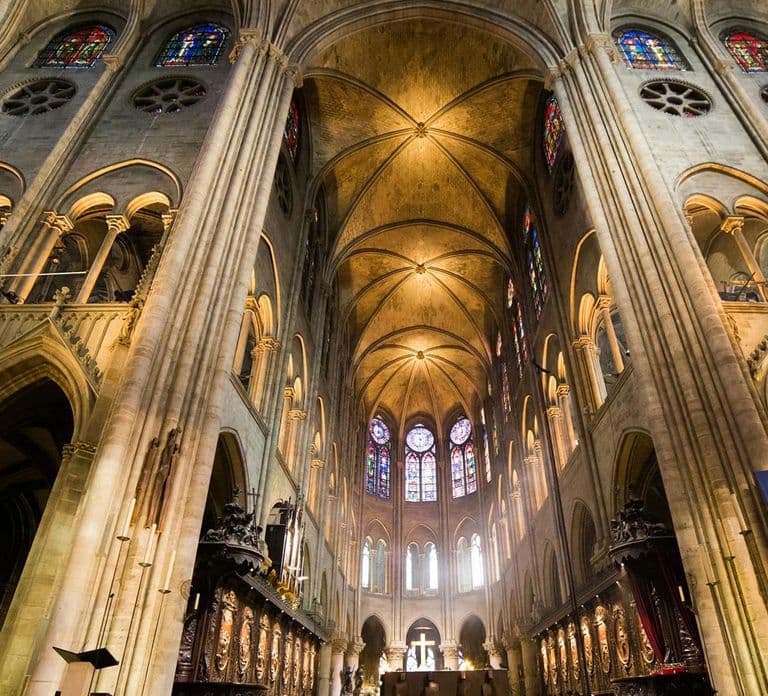 Paris: Notre Dame Exterior Guided Tour with Free Entry