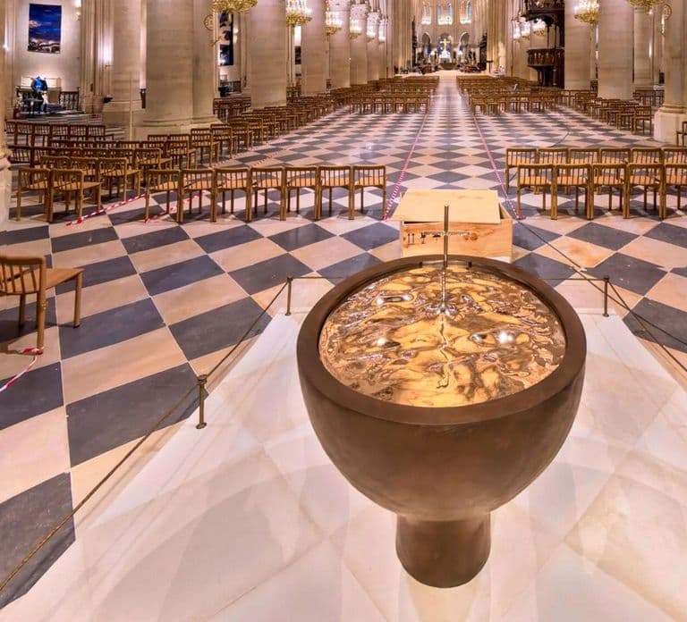 Paris: Notre-Dame Guided Tour with Multiple Entry Options