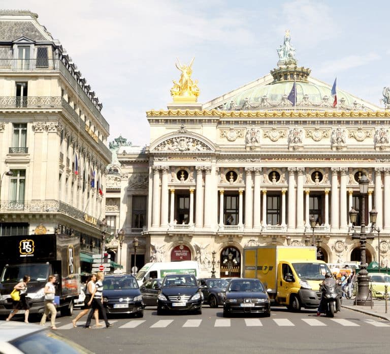 Paris: Openair Double Decker Bus Audio-Guided City Tour