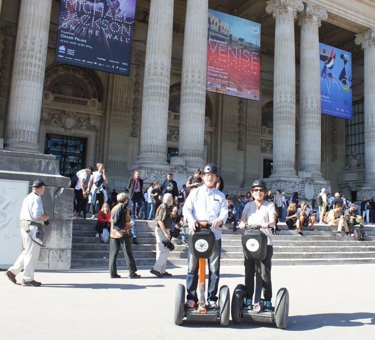 Paris: Private Sightseeing Segway Tour