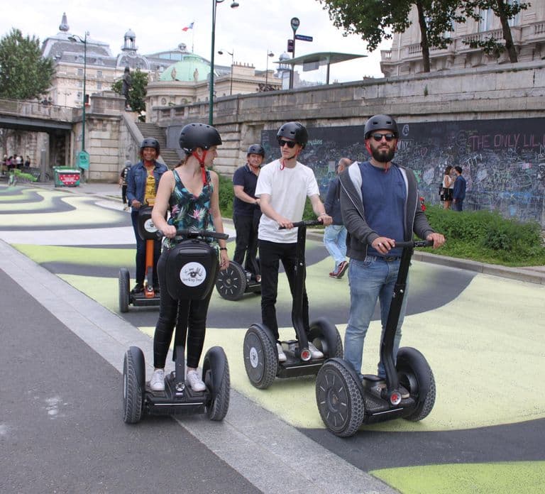 Paris: Private Sightseeing Segway Tour