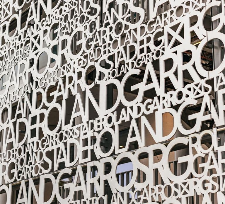 Paris: Roland-Garros Stadium Guided Backstage Tour