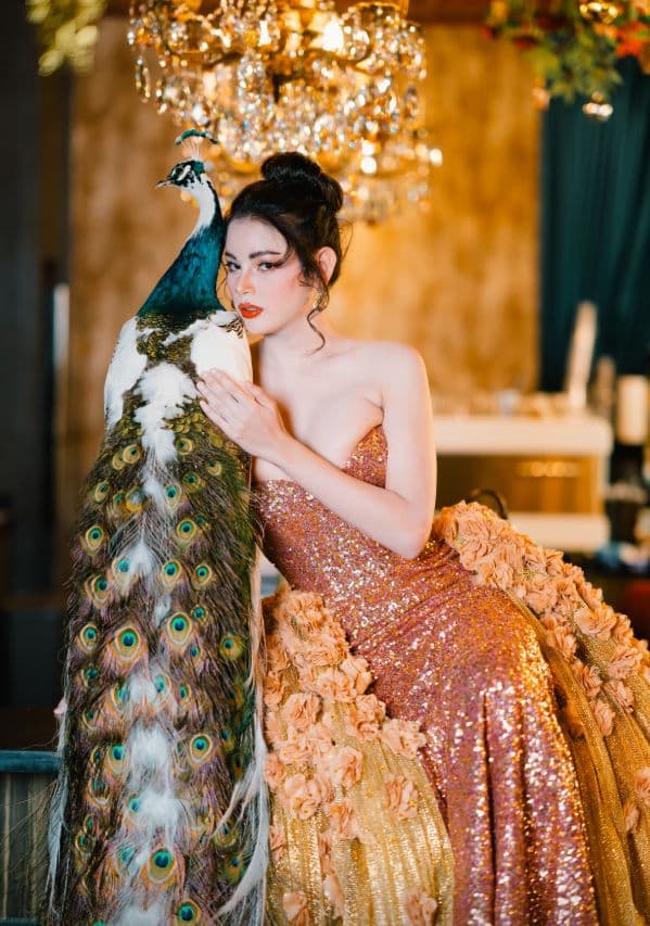 Golden Dome Cabaret Show