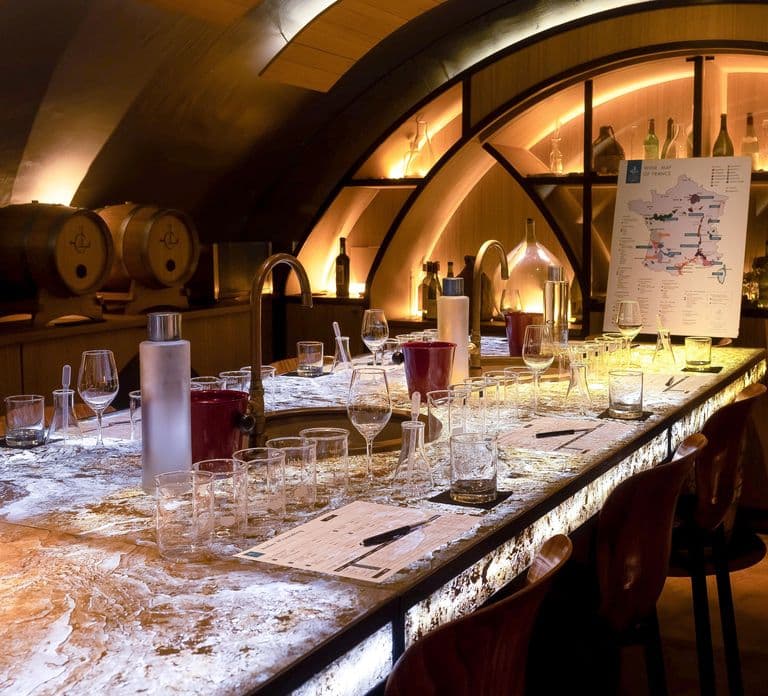 Paris: Wine Making Workshop in English