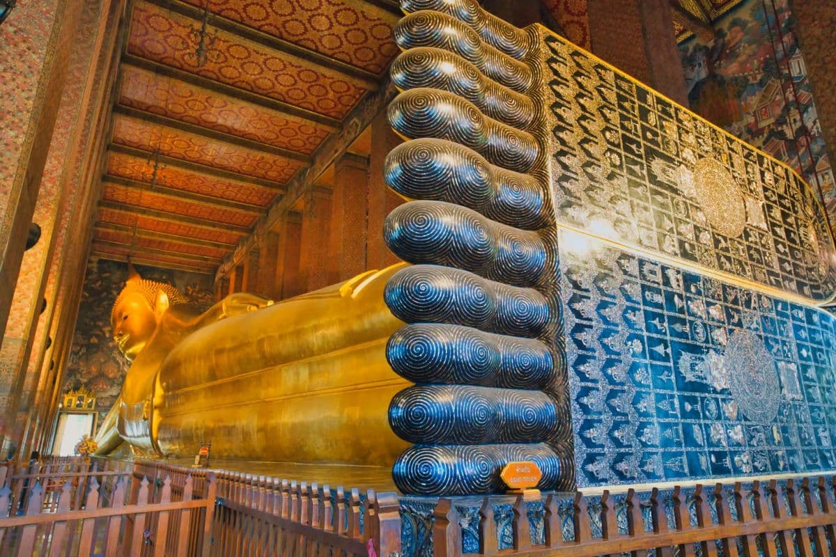 Grand Palace, Wat Pho & Golden Mount City Tour