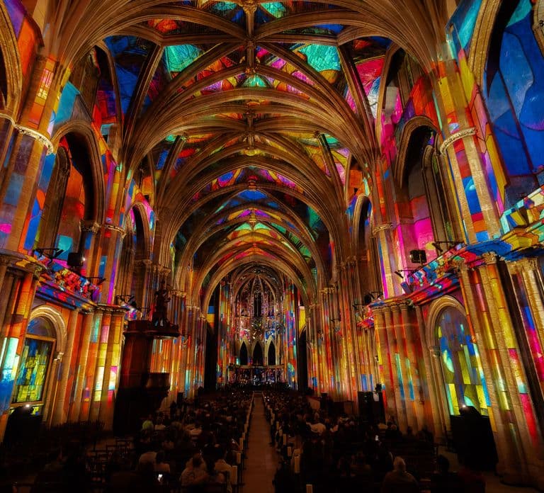 Kathedraal Saint-André in Bordeaux: LUMINISCENCE meeslepende muzikale show