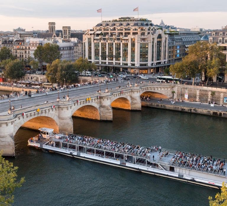 Croisière promenade sur la Seine avec les Bateaux Mouches