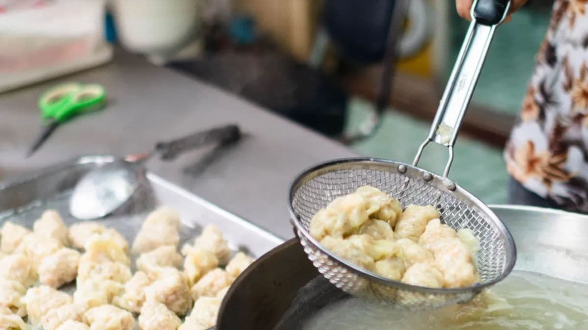 Hidden Gem Chinatown Walking Tour