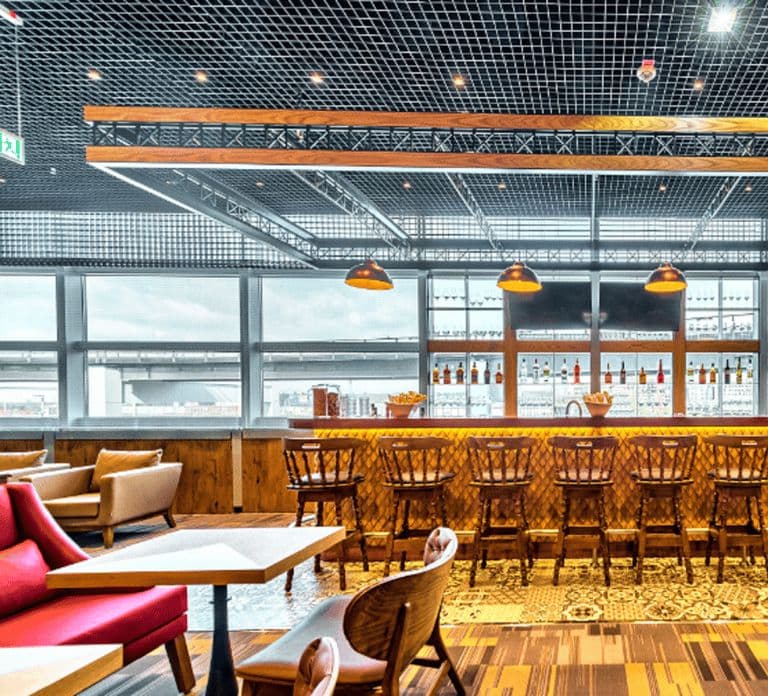 Frankfurt: Frankfurt International Airport Lounge Access