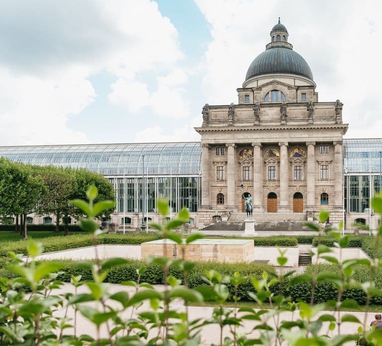 Munich 3-Hour Guided Bike Tour