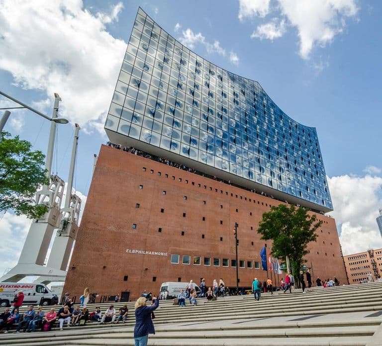 Hamburg: Elbphilharmonie Plaza, Highlights & Umgebung