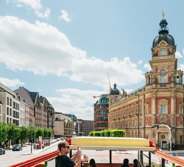 Hamburg: Hop-On Hop-Off Bus with Harbor Cruise