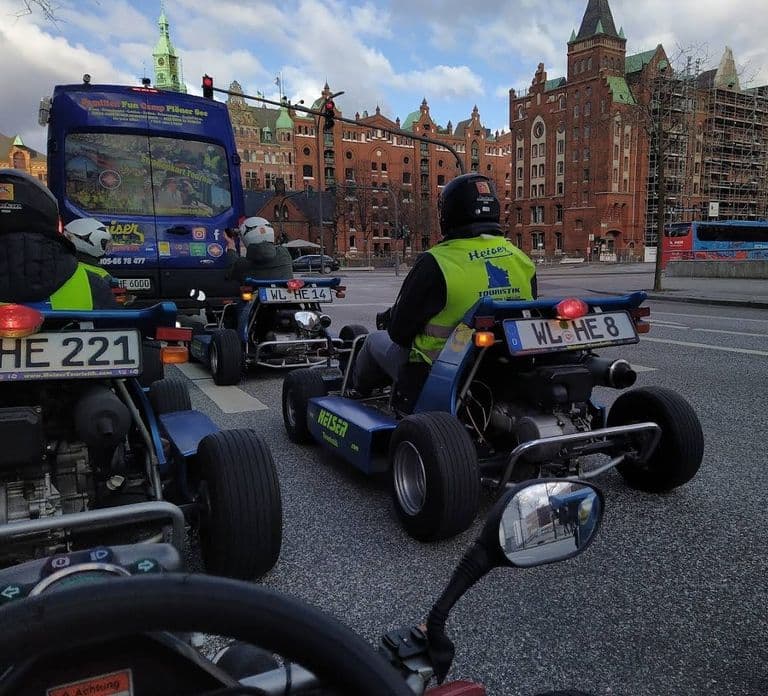 Hamburg: Panoramic Streetkart Tour