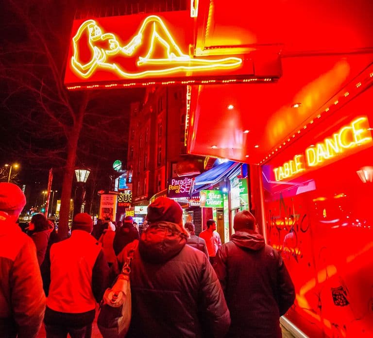 Hamburg: Sex and Crime in St. Pauli Tour for Ages 18 +
