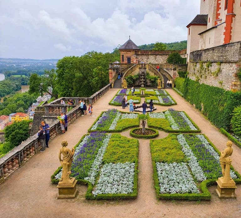Hello Würzburg: Private 2-Hour Intro Walk with Local Guide