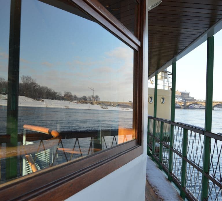 Dresden: Paddle Steamer Winter Cruise to Pillnitz