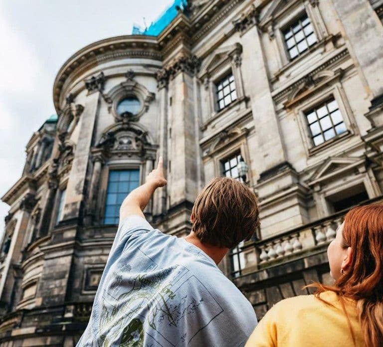 Berlin: 1h Boutiquestyle-Cruise on the Historic Hemingway