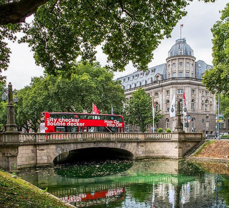 Düsseldorf: 24-Hour Hop-On Hop-Off Ticket