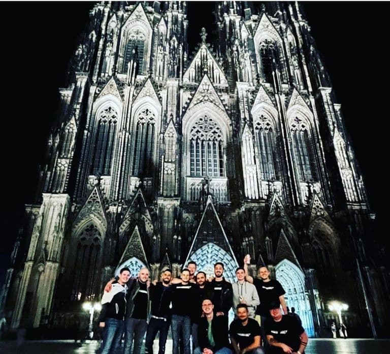 Cologne Tour Night PubCrawl Shots and Party!