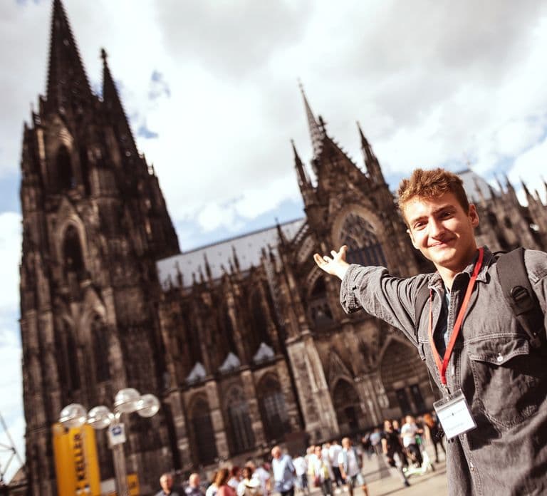 Cologne: Brewery Tour with 3 Kölsch Beer Tastings