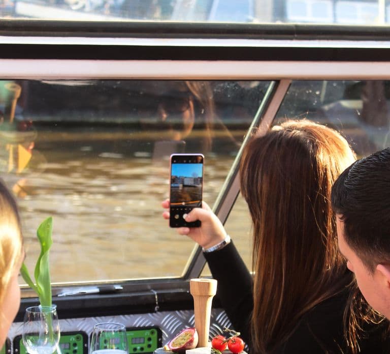 Amsterdam: Wieczorny rejs z winem i serami