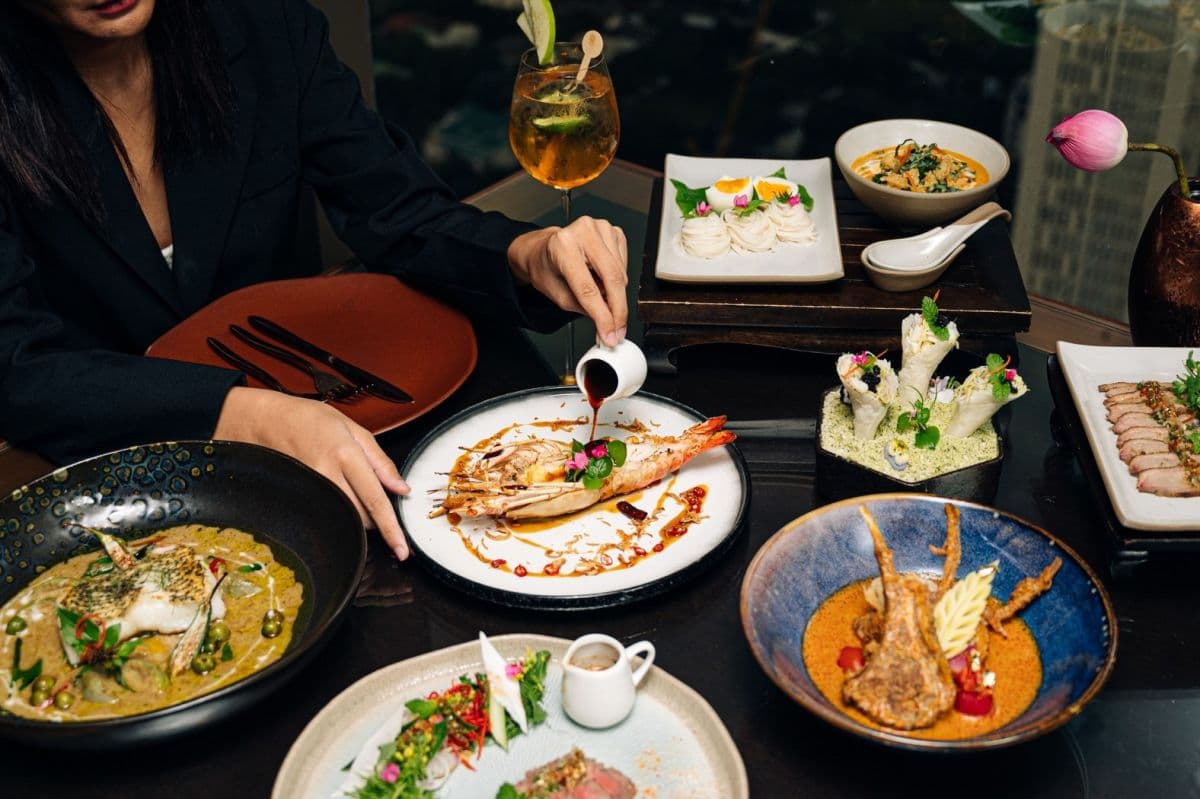 Saffron Contemporary Thai Signature Rooftop Banyan Tree Bangkok