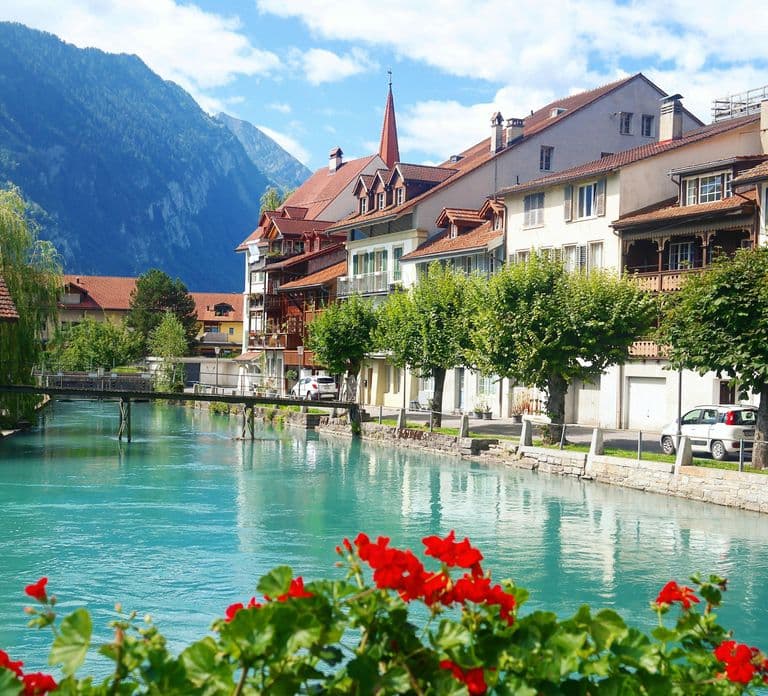 Interlaken: City Tour and Harder Kulm Funicular Ride
