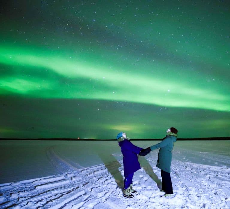 From Rovaniemi: Aurora Borealis Trip in Lapland Lakeside