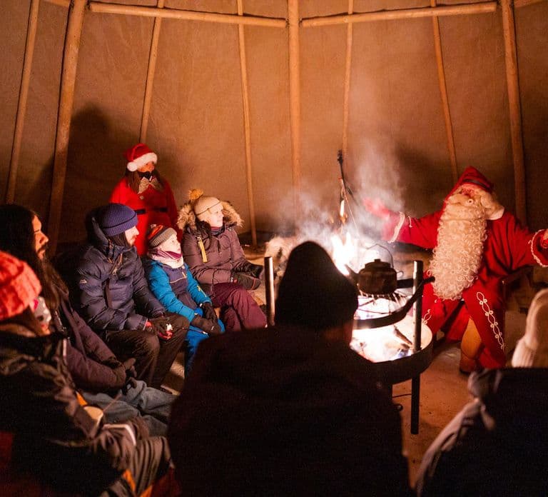 Rovaniemi: Magiczne spotkanie ze Świętym Mikołajem i zorzą polarną