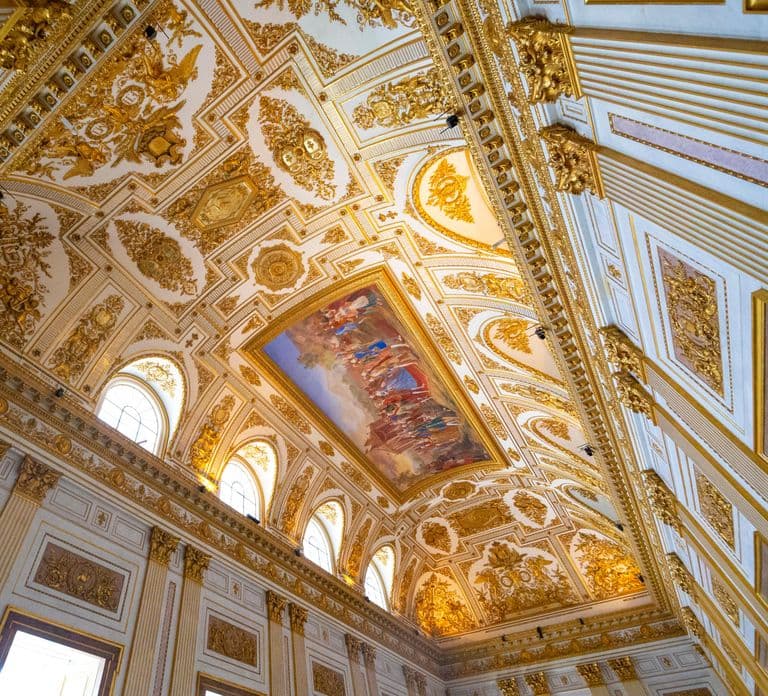 Caserta Royal Palace & Gardens Small Group Tour met shuttle