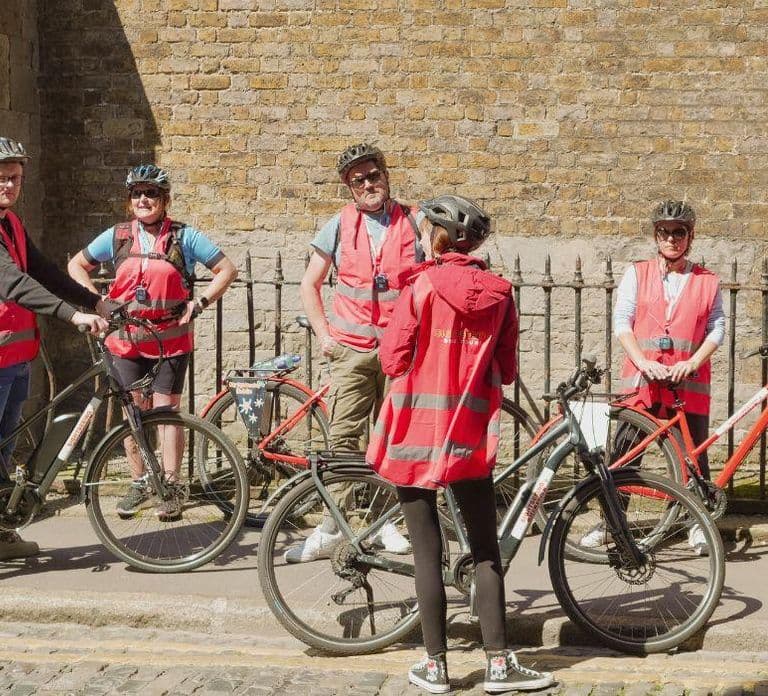 Dublín: Tour en bicicleta y bicicleta eléctrica con un guía local