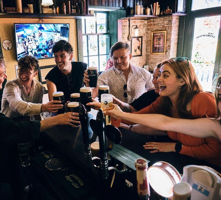 Dublin: Pub Tour. Sirva a Guinness Perfeita, Whiskey e Música