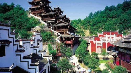 Zhangjiajie Day Trip of Tianmen Mountain, Sky Walk, Tujia Custom Park