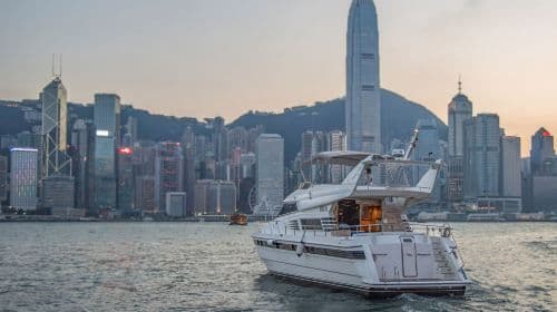 Prywatny czarter jachtu w Hongkongu – idealny na spotkania z przyjaciółmi i rodziną, ciesz się komfortowym rejsem jachtem w zachodnim stylu Transport Passes