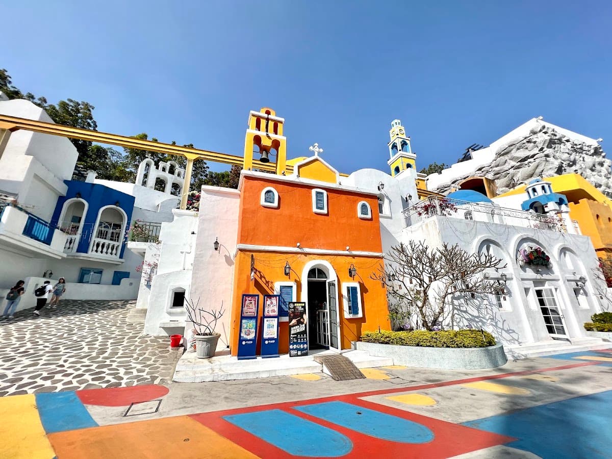 E-DA Theme Park