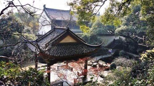 Hangzhou - Green Cloud Path - Gushan Park - Quyuanfenghe (Breeze-Rustled Lotus In Quyuan Garden) - Long Bridge Park Stroll (West Lake's Most Beautiful Corner R) Day Tours
