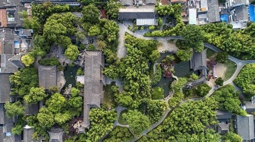 Yangzhou Slender West Lake + Zheng Banqiao Memorial Hall + Dongguan Street + Geyuan one-day tour- English Service Available Day Tours