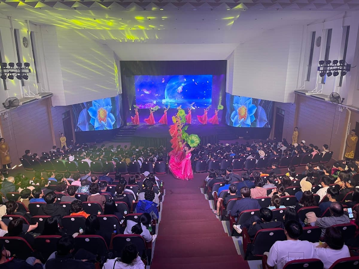 Ao Dai Show in Da Nang