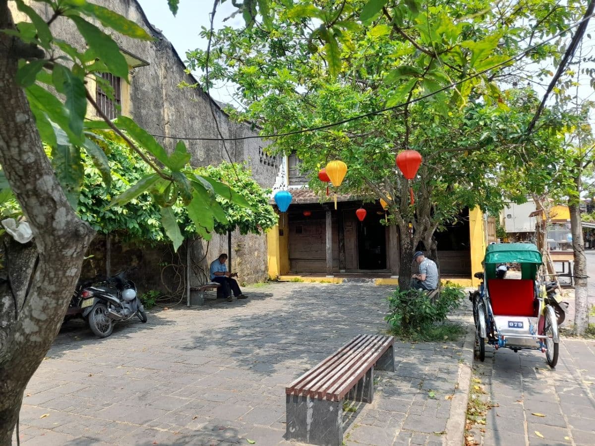 Boat Ride & Lantern Release at Hoai river