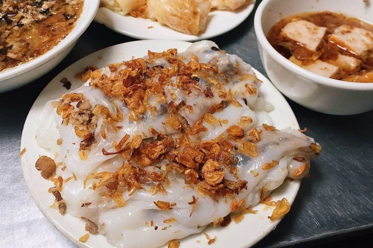 Hanoi Foodie Tour by Motorbike