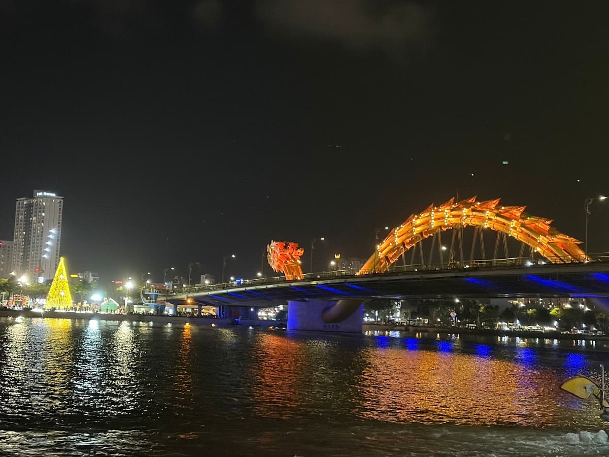 Da Nang Street motorbike Food tours