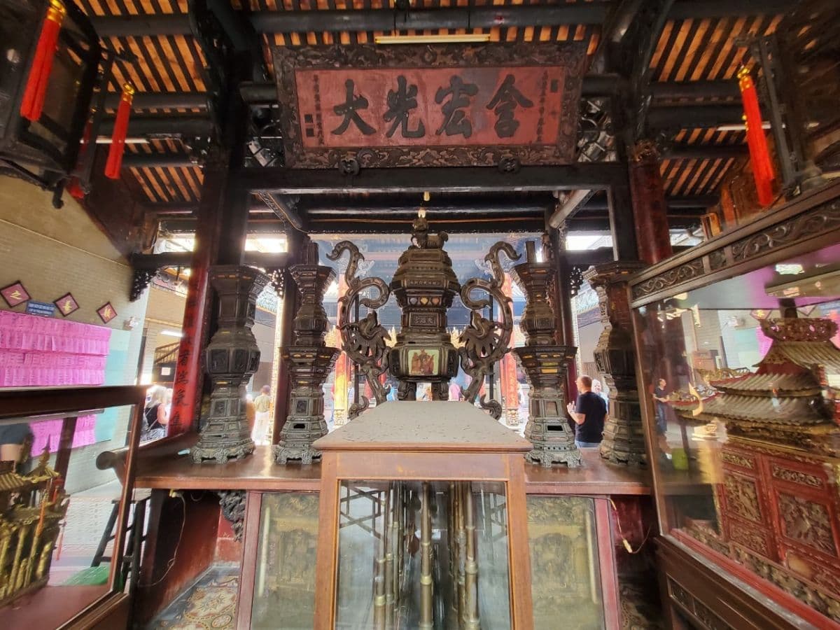 Discover Saigon’s Signature Sights Full Day Tour