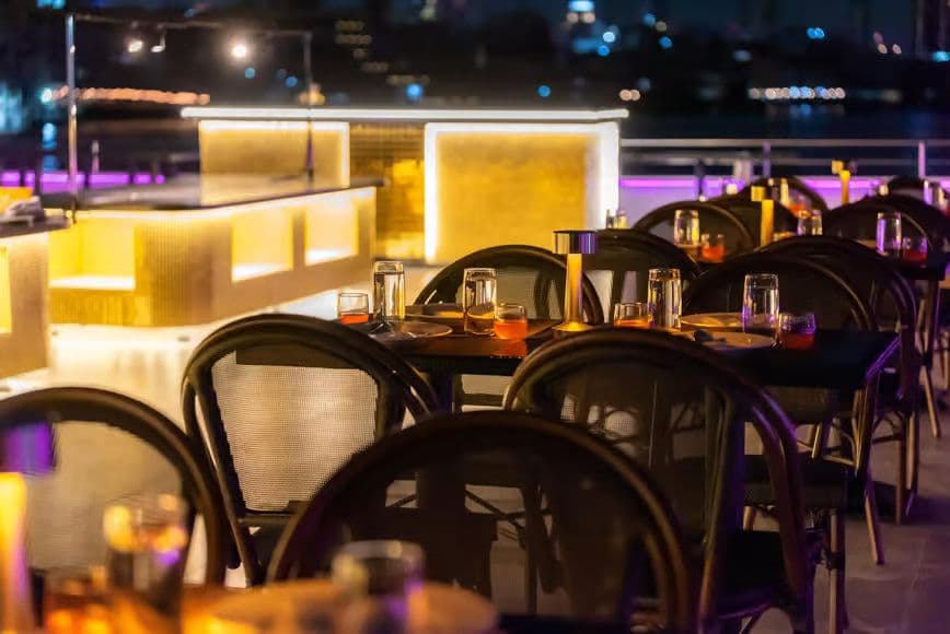 Bangkok: The Newest Luxury 5-Star Bangkok Chao Phraya Cruise