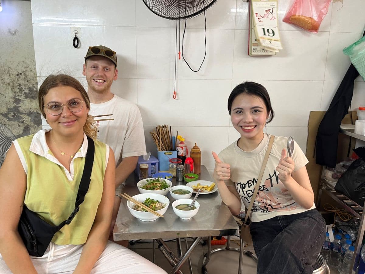 Hanoi: Small-Group Street Food Walking Tour