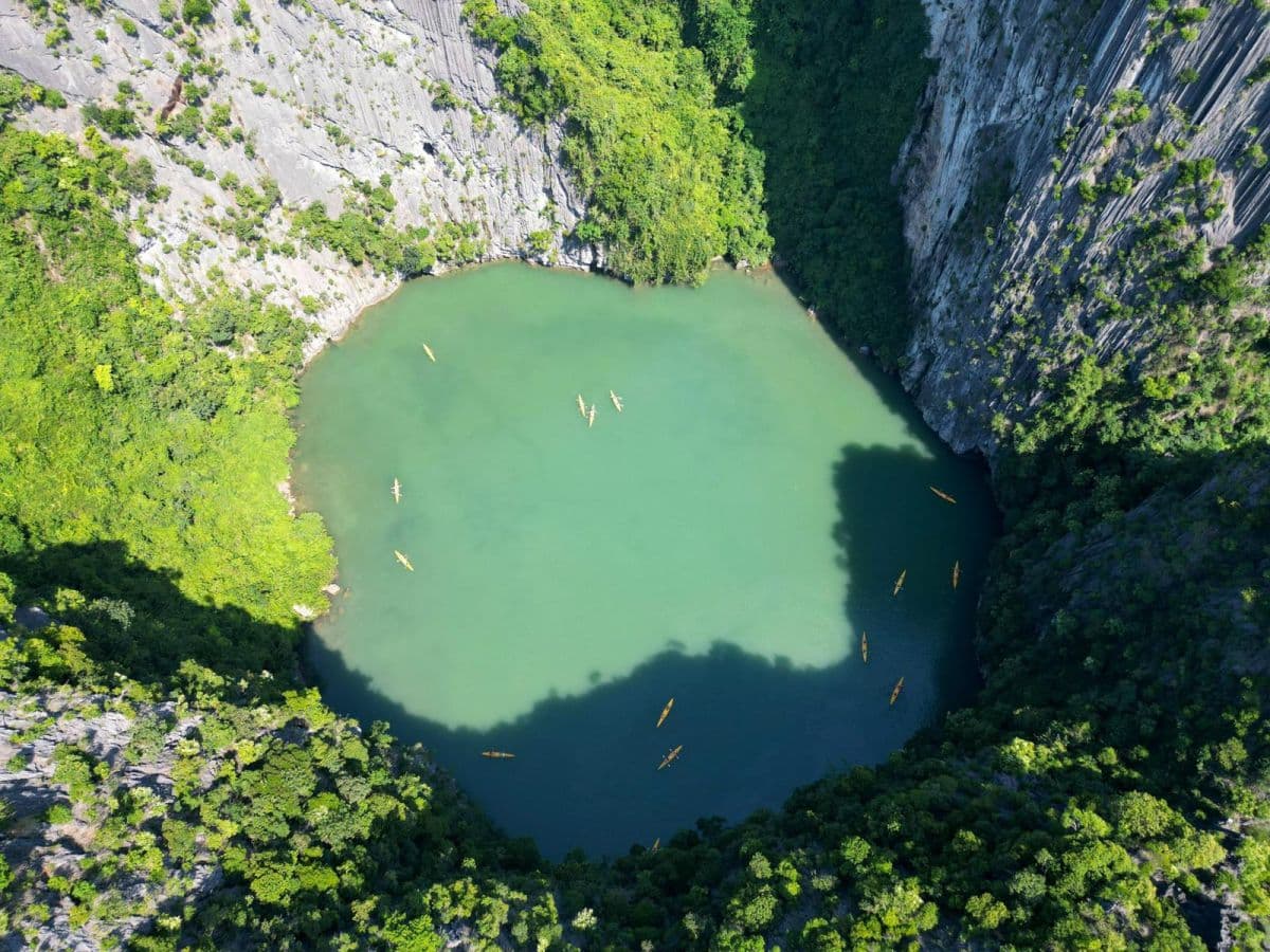 Halong Join-In Day Tour 6 Hours Cruising Via Expressway Transfer