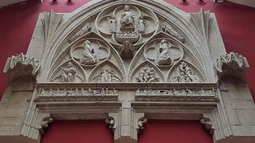 Architecture and Heritage City