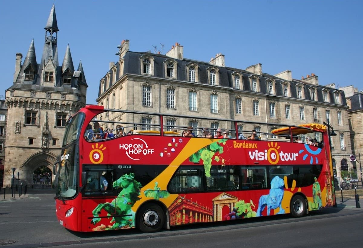 Bordeaux : 1 or 2 day Hop-on Hop-off visit