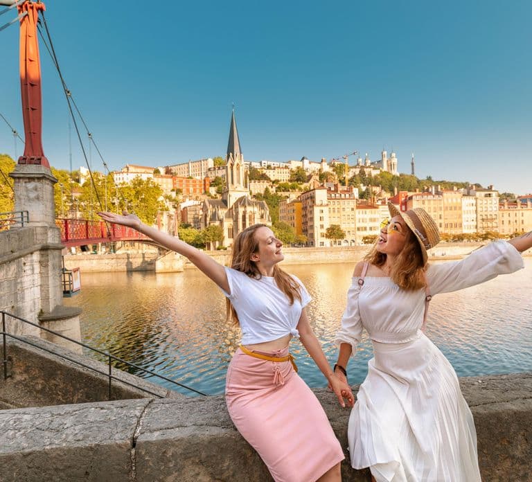 Lyon: Private Photoshoot with a Professional Photographer