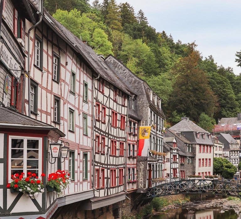 Monschau private city tour with visit to Red House & Castle